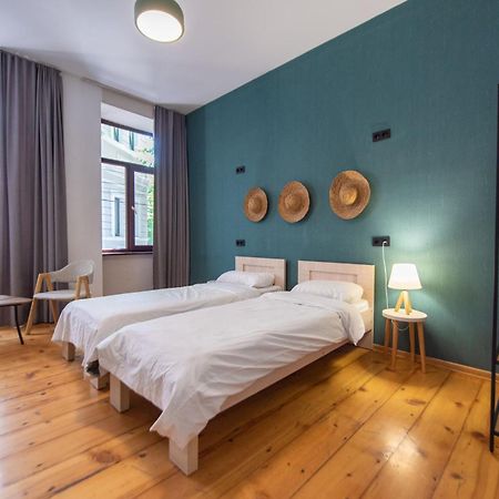 Gallery Hostel Τυφλίδα Εξωτερικό φωτογραφία