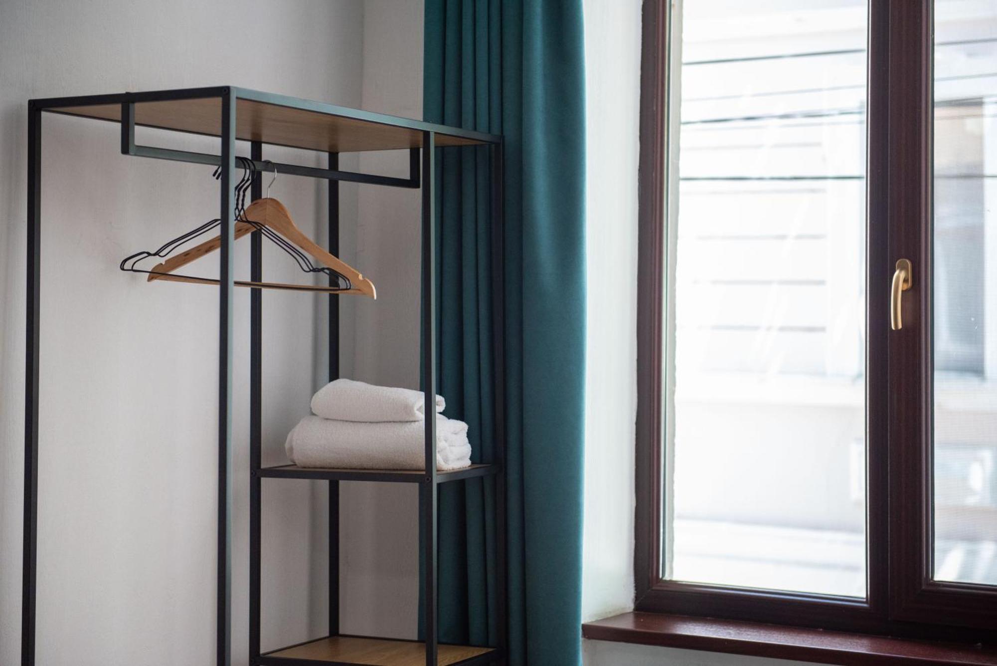 Gallery Hostel Τυφλίδα Δωμάτιο φωτογραφία