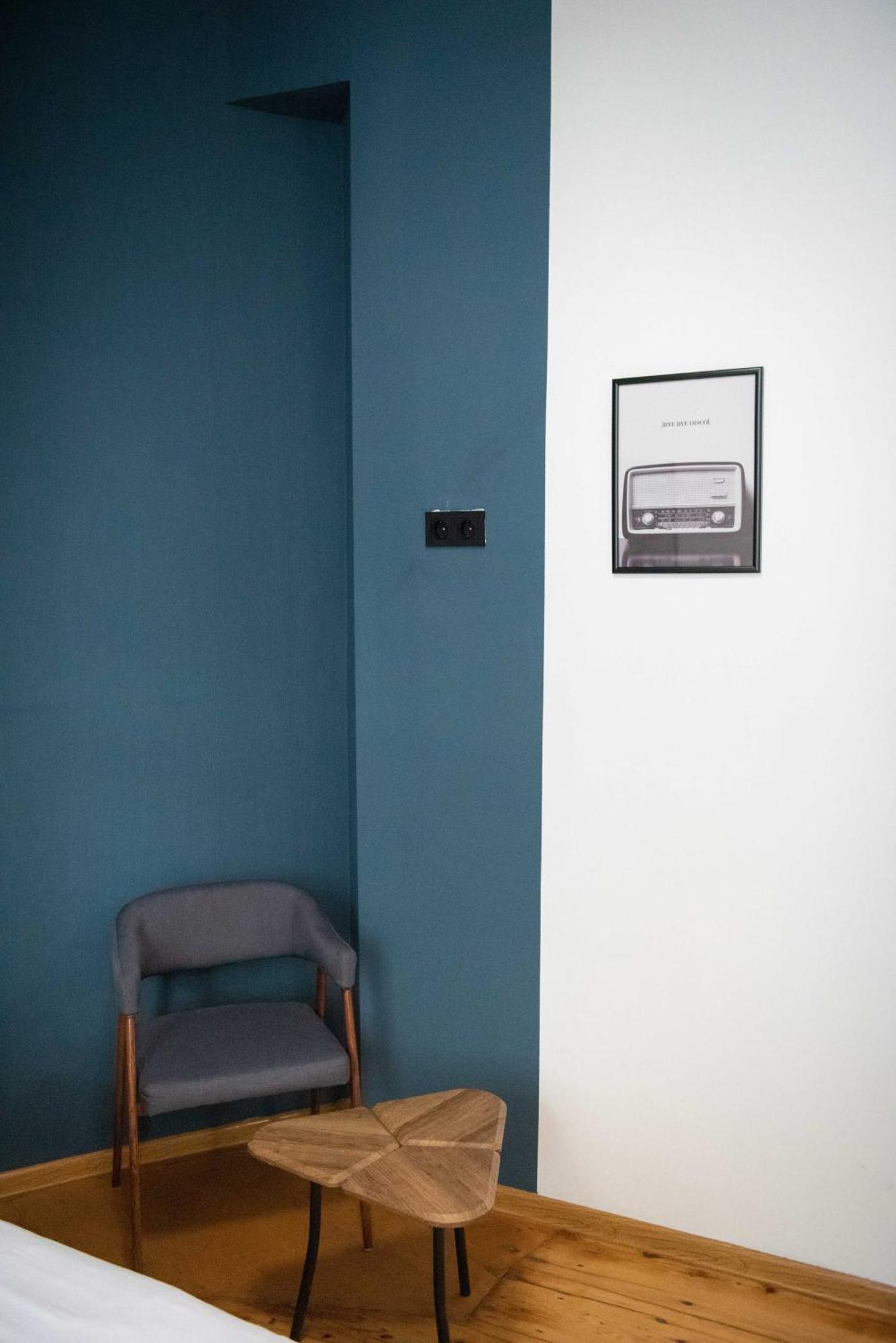 Gallery Hostel Τυφλίδα Δωμάτιο φωτογραφία
